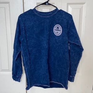 Long sleeve t shirt beach